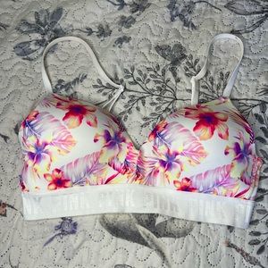 Pink victoria’s secret bra